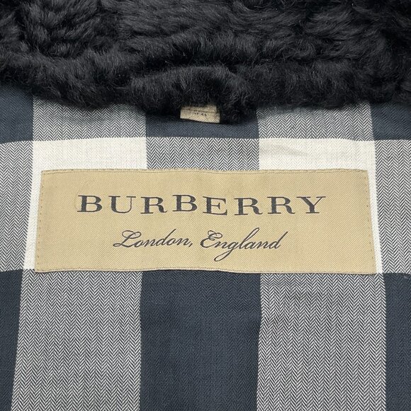 Burberry Black Lamb Shearling Vest with Gold Zippers - Picture 4 of 4